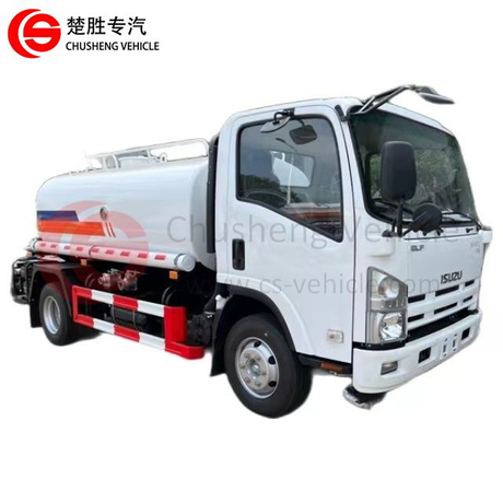 Camion-citerne aspirateur d'arrosage d'eau ISUZU 4*2