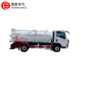 Camion-citerne à vide pour eaux usées HOWO 4 × 2, camion d'aspiration des eaux usées