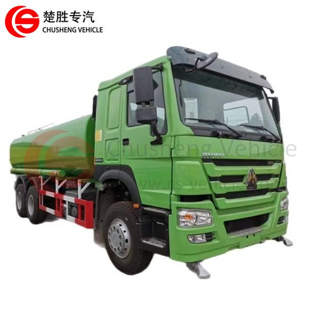 Nouveau camion-citerne d'eau de camion-citerne d'arrosage de l'eau de SINOTRUK HOWO 4*2 6X4 20 CBM