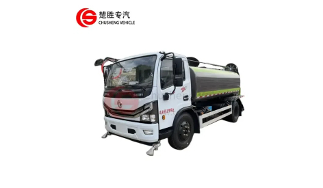 Camions de réservoirs à carburant Vs. Camions de chars à eau: quelle est la différence?