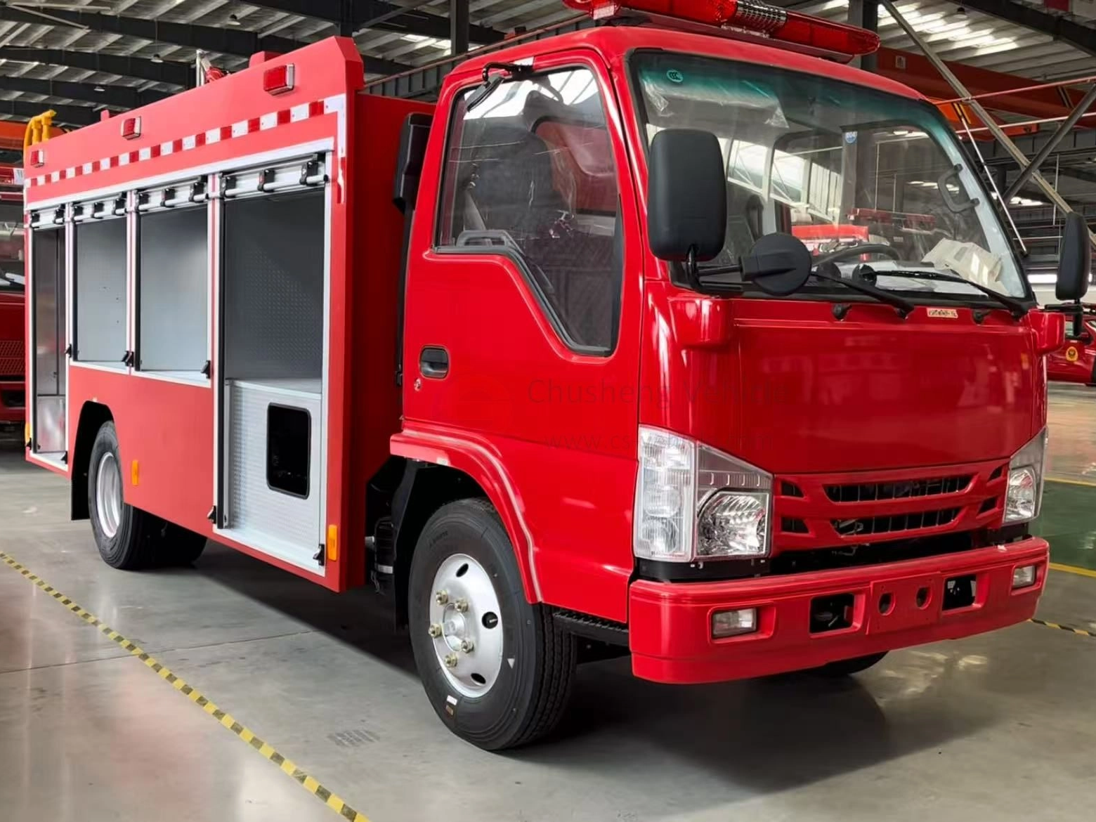 Le client philippin réussi a commandé 10 Units Isuzu Water & Foam Fire Trucks, qui ont été achevés avec succès et prêts pour la livraison!