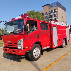 Isuzu 700P 4x2 6000L mousse d'eau camion de lutte contre l'incendie véhicule de sauvetage pompe de moteur de pompier véhicule de sauvetage d'urgence