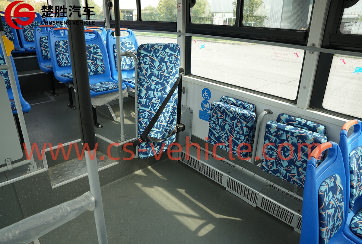 Bus-8 