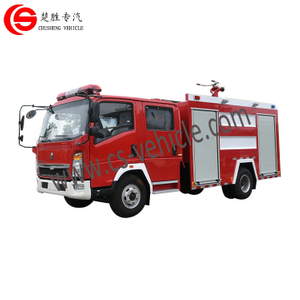 Véhicule de sauvetage de camion de lutte contre l'incendie de mousse de l'eau de Sinotruk Howo 4x2 2500L avec la cabine de double rangée